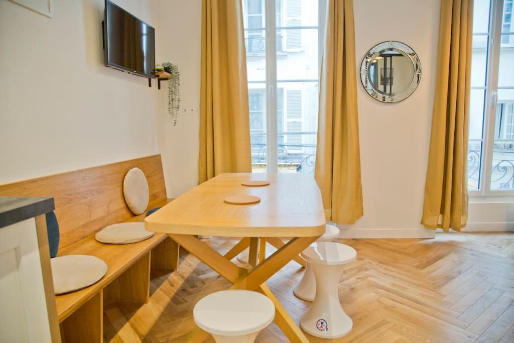Fully Renovated Historic Apt In Heart Mouffetard Parigi Esterno foto