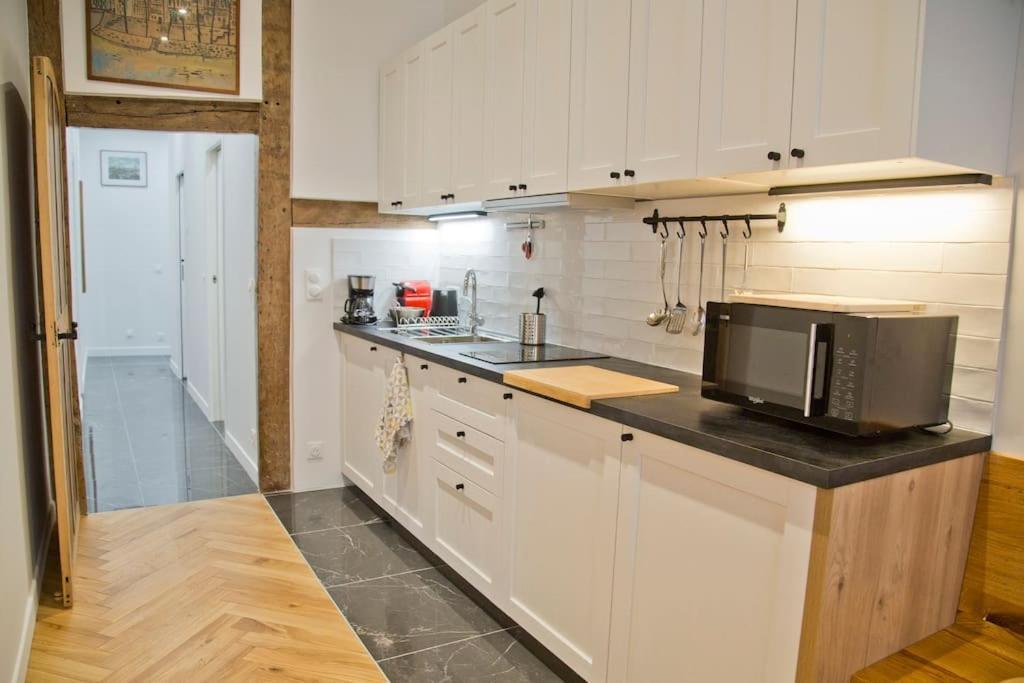 Fully Renovated Historic Apt In Heart Mouffetard Parigi Esterno foto
