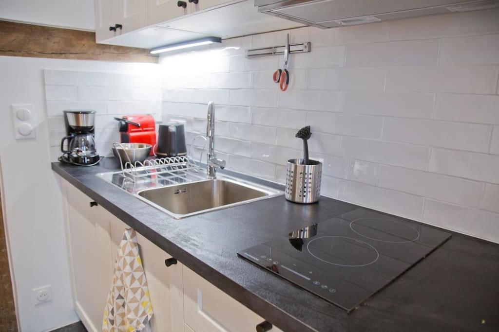 Fully Renovated Historic Apt In Heart Mouffetard Parigi Esterno foto