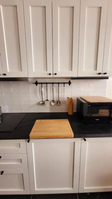 Fully Renovated Historic Apt In Heart Mouffetard Parigi Esterno foto